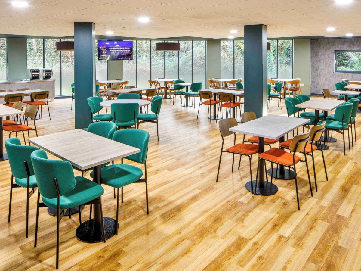 Ibis Budget London Heathrow Terminal 5 Hillingdon Exterior photo